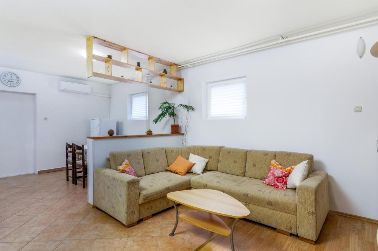 Apartment Buzet 17562A 外观 照片